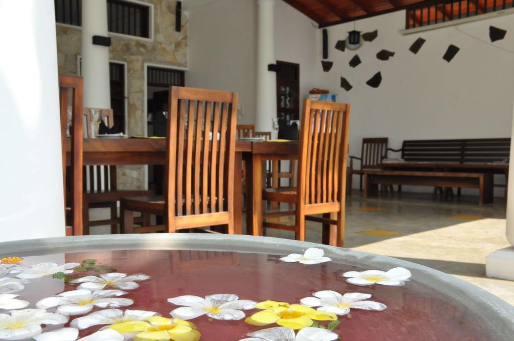 Fort Edge Retreat Unawatuna Buitenkant foto